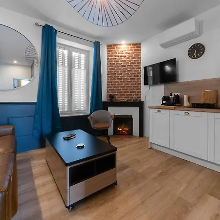Design And Air-Conditioned Apartment Apartment Vichy