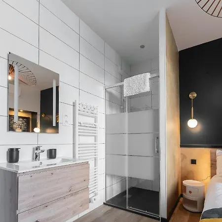 Apartment Design And Air-Conditioned Apartment Vichy