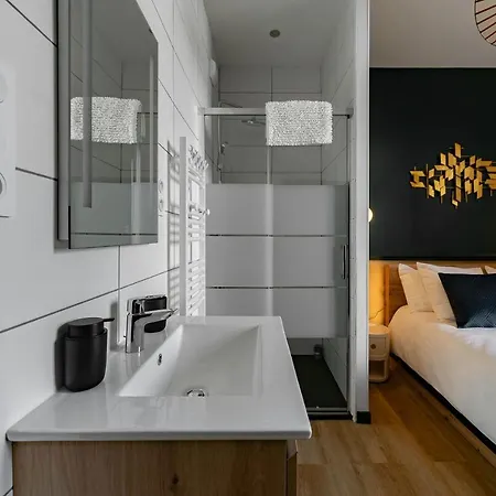 Apartment Design And Air-Conditioned Apartment Vichy